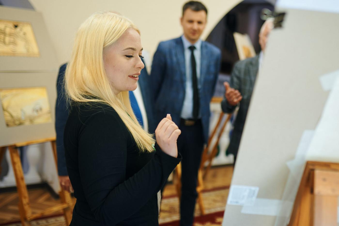 «Беларус» сквозь века: студенты БНТУ представили отечественный трактор как героя художественной истории